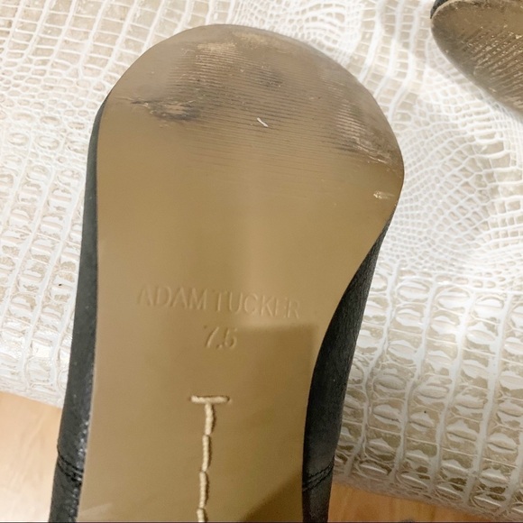 Me Too Women's Adam Tucker McKenna Cuoio Sandal - Picture 11 of 13